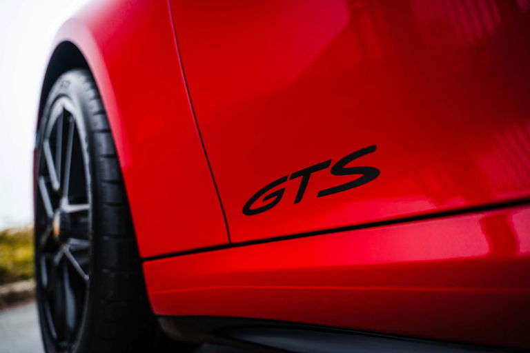 Porsche 992.2 Carrera 4 GTS