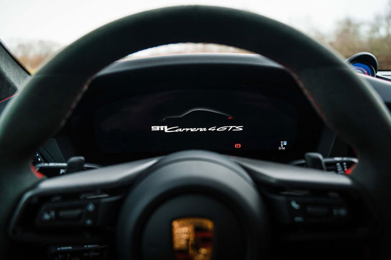 Porsche 992.2 Carrera 4 GTS