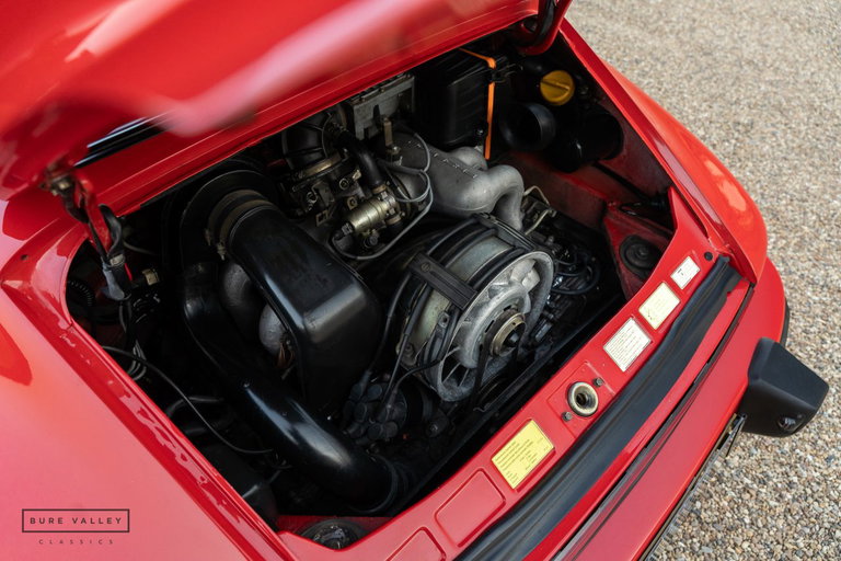 Porsche 911 Carrera 3.2