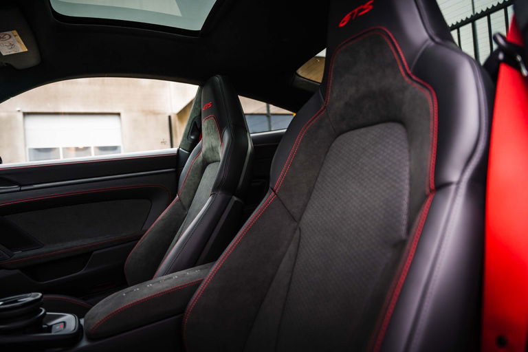 Porsche 992.2 Carrera 4 GTS