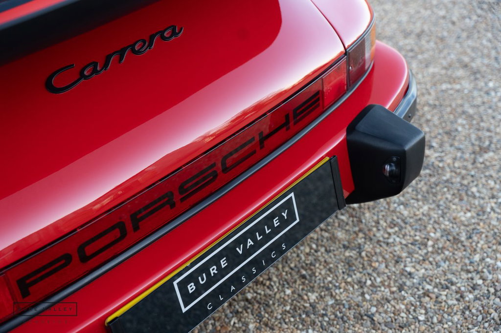 Porsche 911 Carrera 3.2