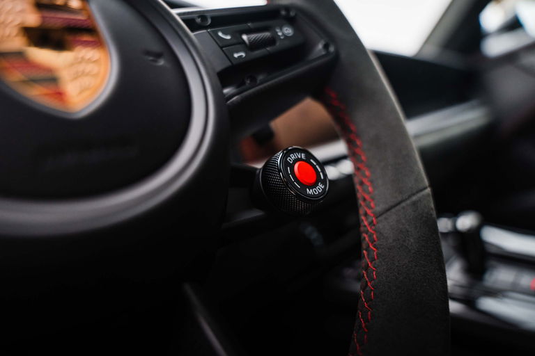 Porsche 992.2 Carrera 4 GTS