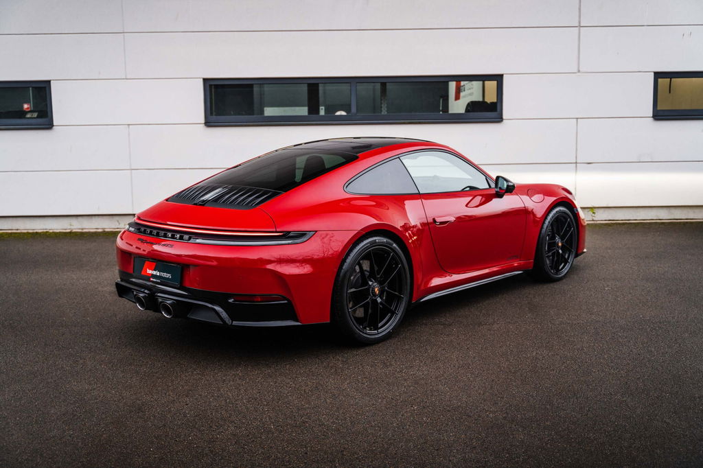 Porsche 992.2 Carrera 4 GTS