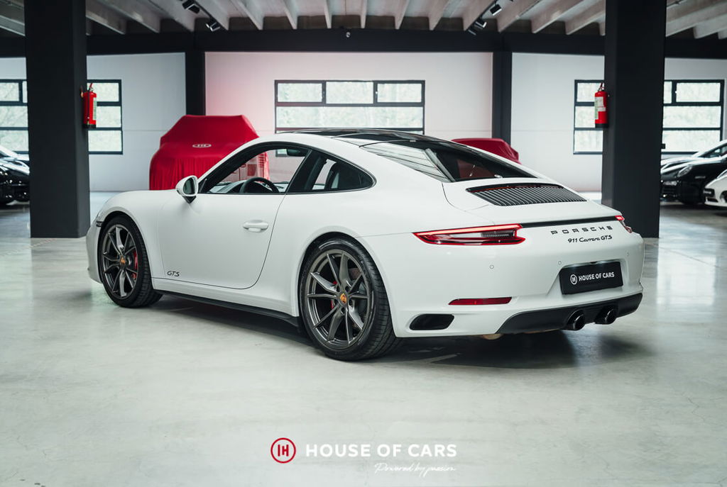 Porsche 991.2 Carrera GTS