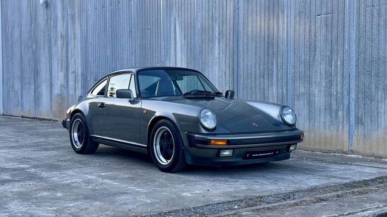 Porsche 911 Carrera 3.2