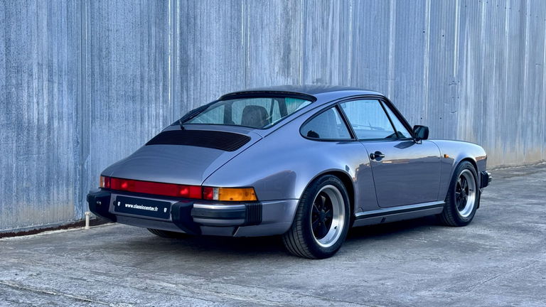 Porsche 911 Carrera 3.2