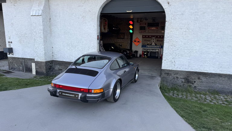 Porsche 911 Carrera 3.2