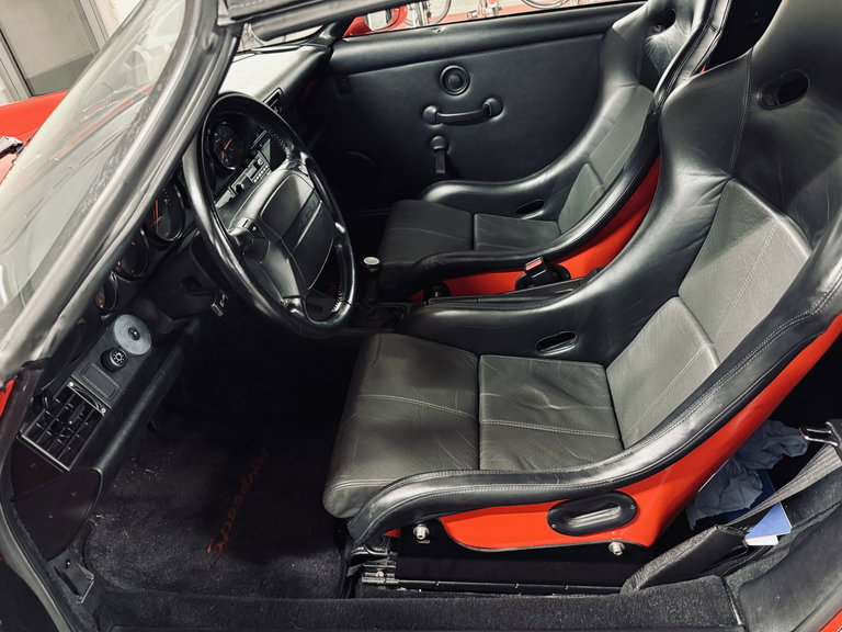 Porsche 964 Carrera 2 Speedster