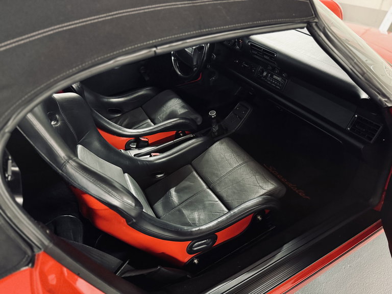 Porsche 964 Carrera 2 Speedster