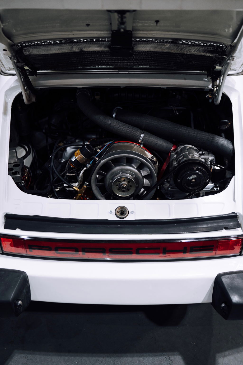 Porsche 964 Carrera 4