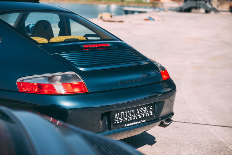 Porsche 996 Carrera