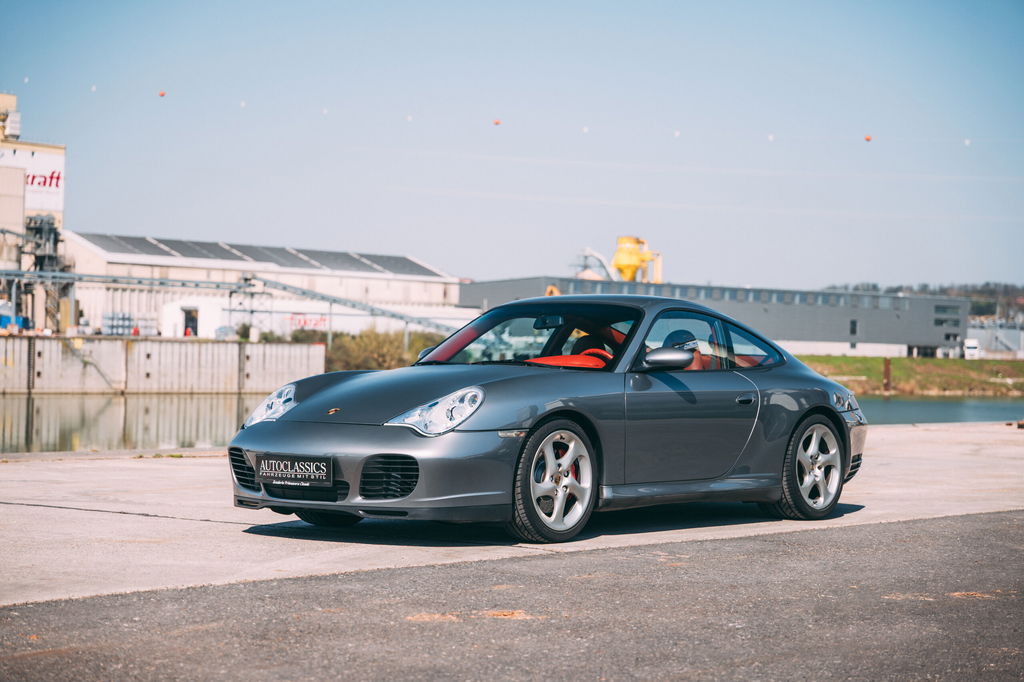 Porsche 996 Carrera 4S