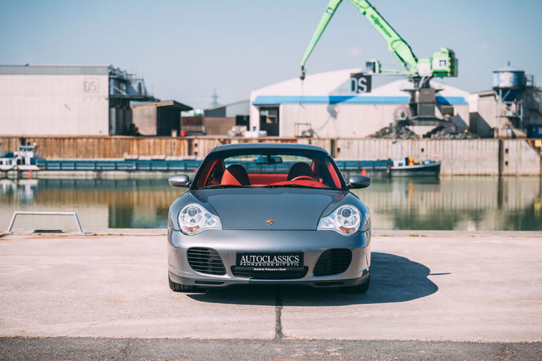 Porsche 996 Carrera 4S