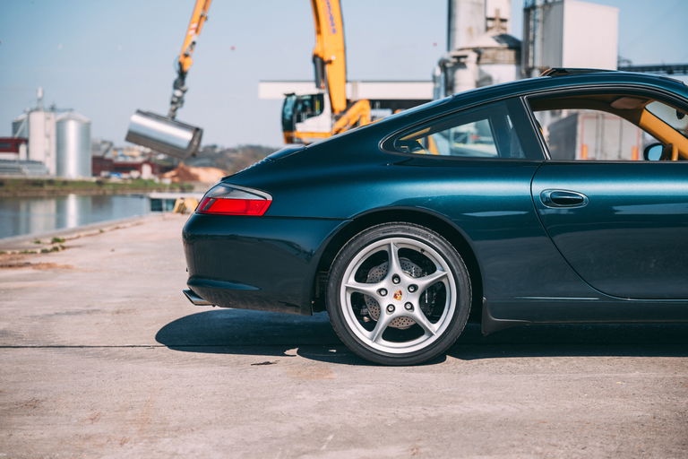 Porsche 996 Carrera