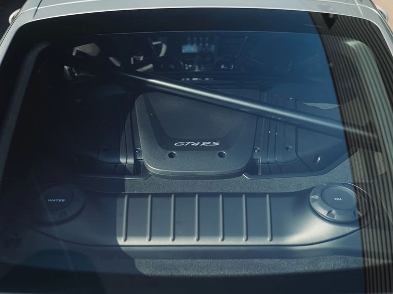 Porsche 718 Cayman GT4 RS