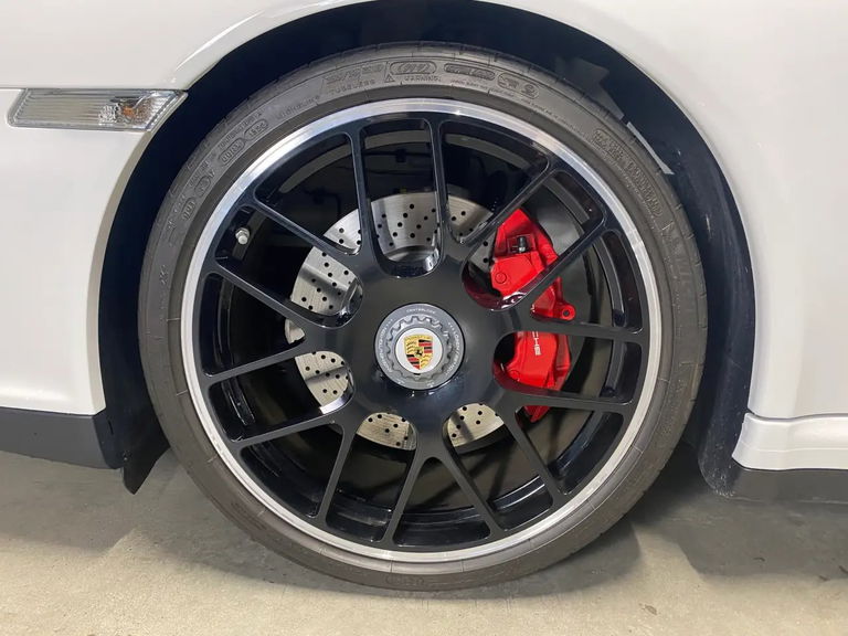 Porsche 997.2 Carrera GTS