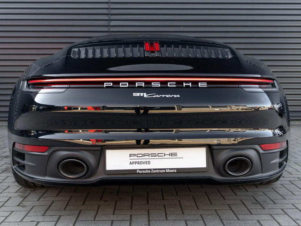 Porsche 992 Carrera