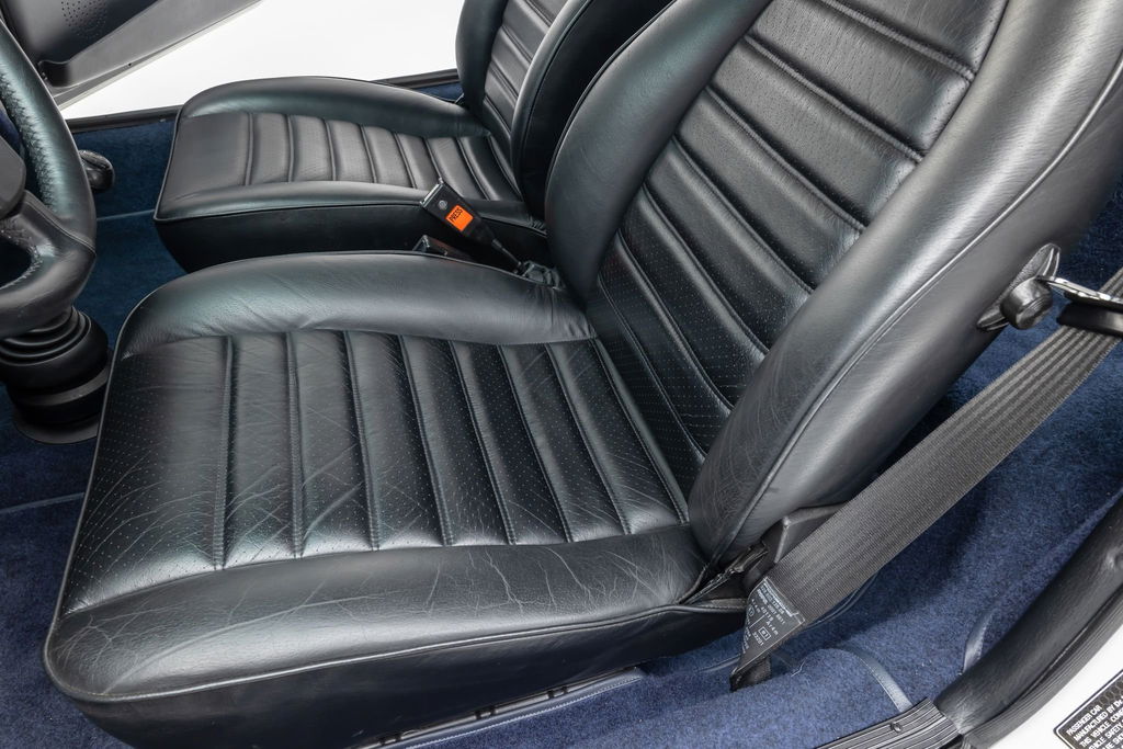 Porsche 911 Carrera 2,7