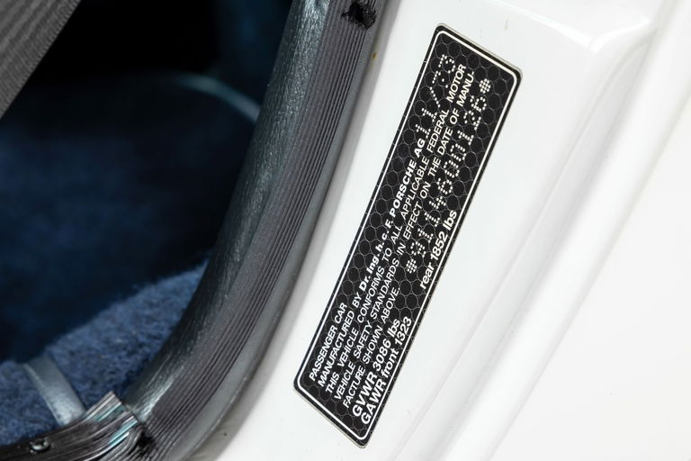 Porsche 911 Carrera 2,7