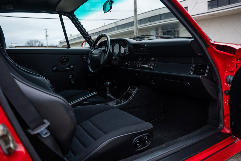 Porsche 964 Carrera RS America