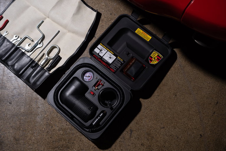 Porsche 964 Carrera RS America