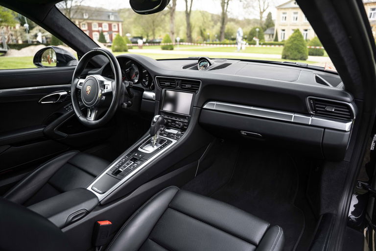 Porsche 991 Carrera 4S