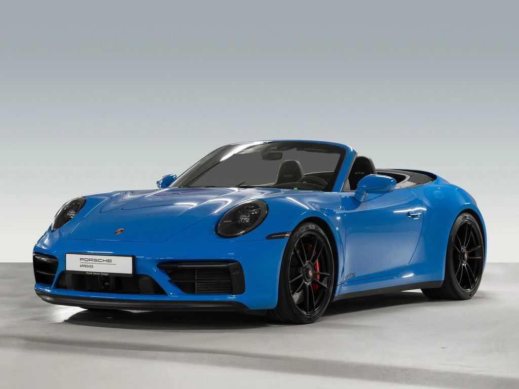 Porsche 992 Carrera 4 GTS