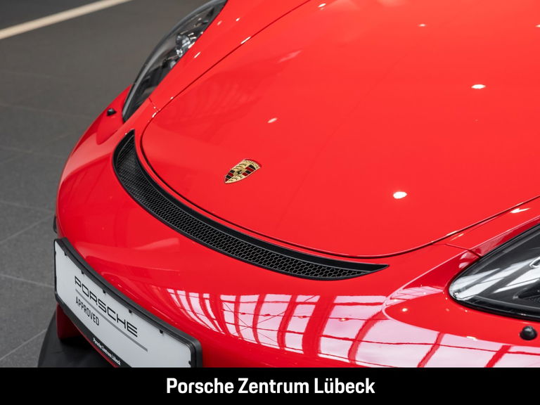 Porsche 718 Cayman GT4