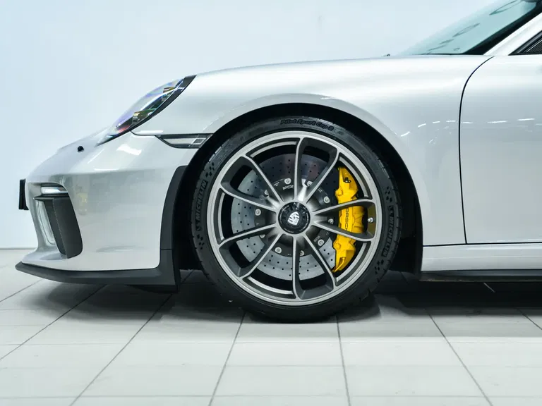 Porsche 991 GT3 Touring