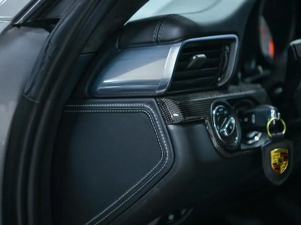 Porsche 991 GT3 Touring