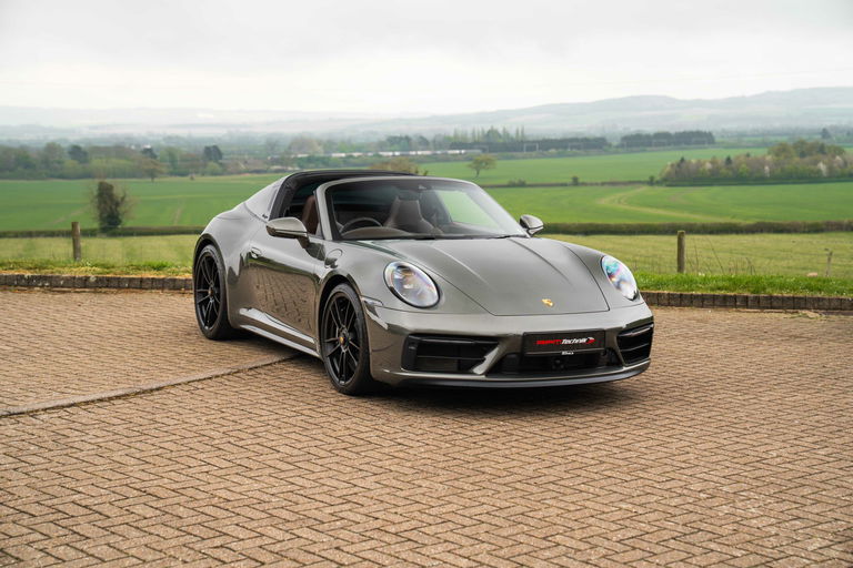 Porsche 992 Targa 4 GTS