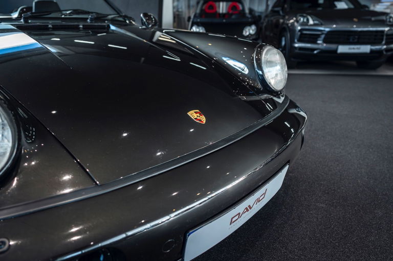 Porsche 964 Carrera 2 Speedster