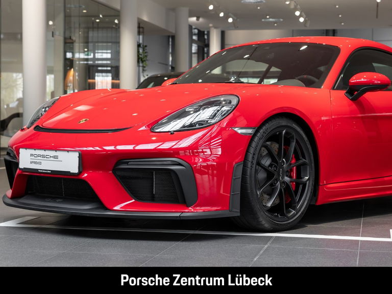 Porsche 718 Cayman GT4