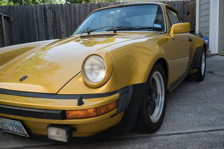 Porsche 911 Turbo 3.3 (US)
