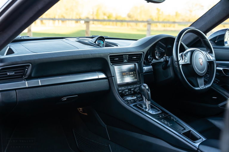 Porsche 991 Carrera 4