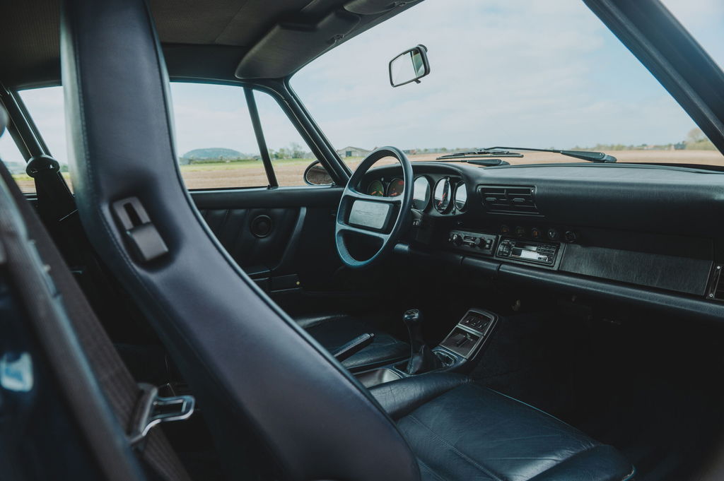 Porsche 964 Carrera 2