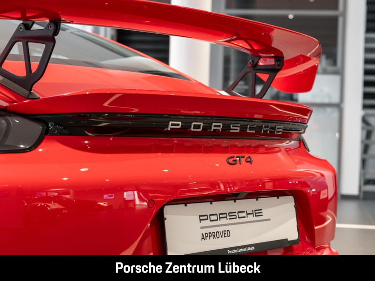 Porsche 718 Cayman GT4