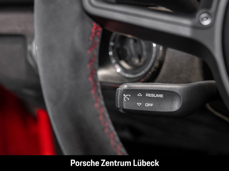 Porsche 718 Cayman GT4