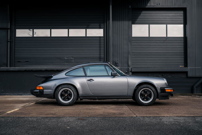 Porsche 911 Carrera 3.2