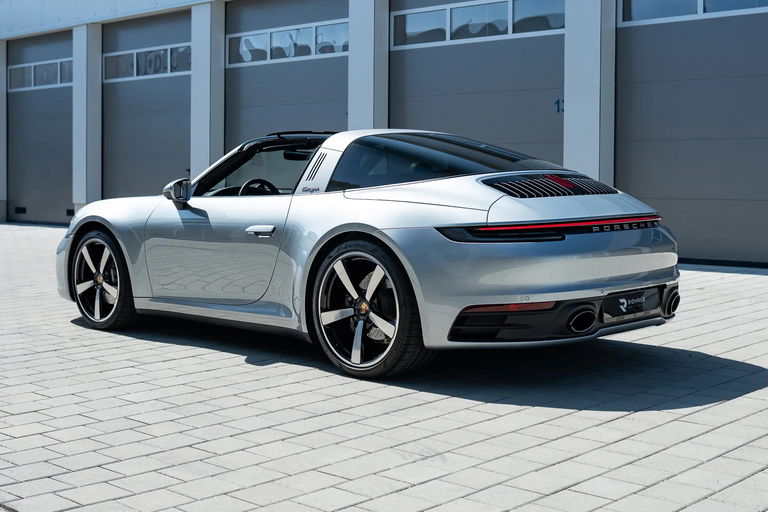 Porsche 992 Targa 4