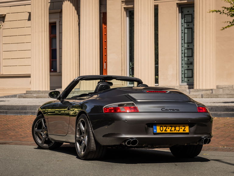 Porsche 996 Carrera