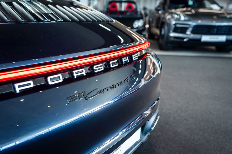 Porsche 992 Carrera 4S