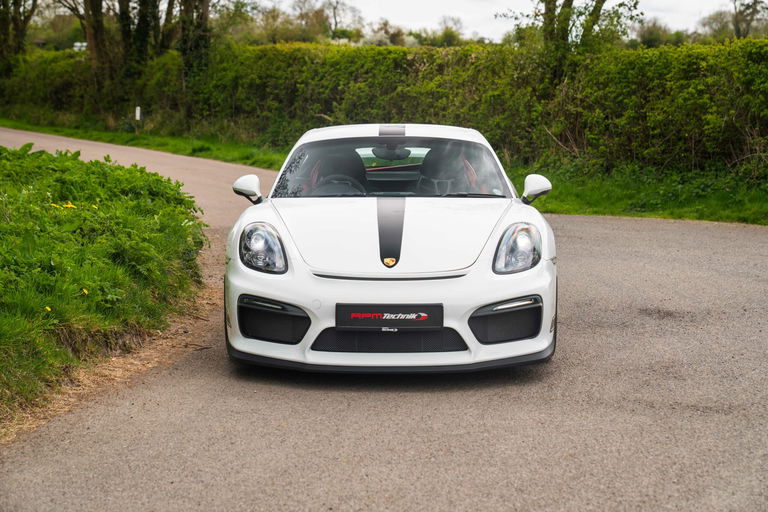 Porsche 981 Cayman GT4