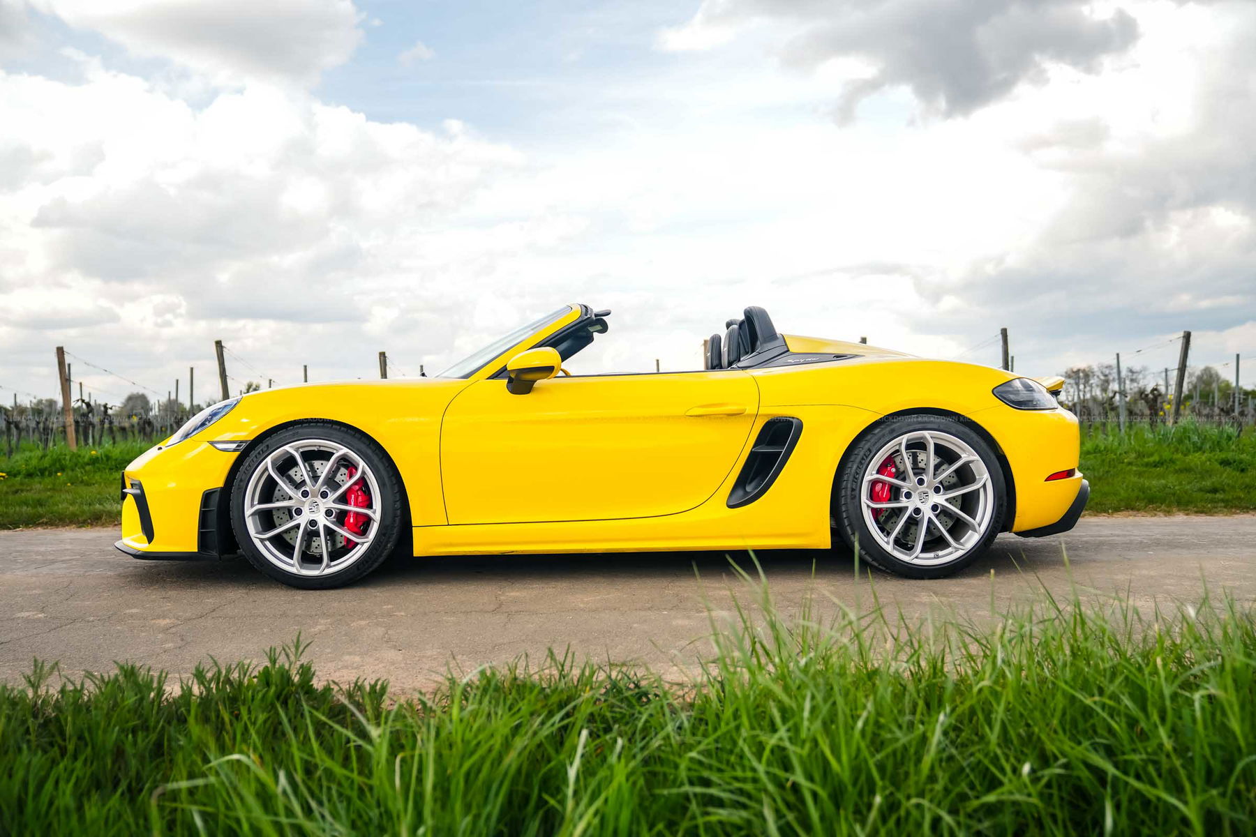 Porsche 718 Spyder 2023 - elferspot.com - Marketplace for Porsche