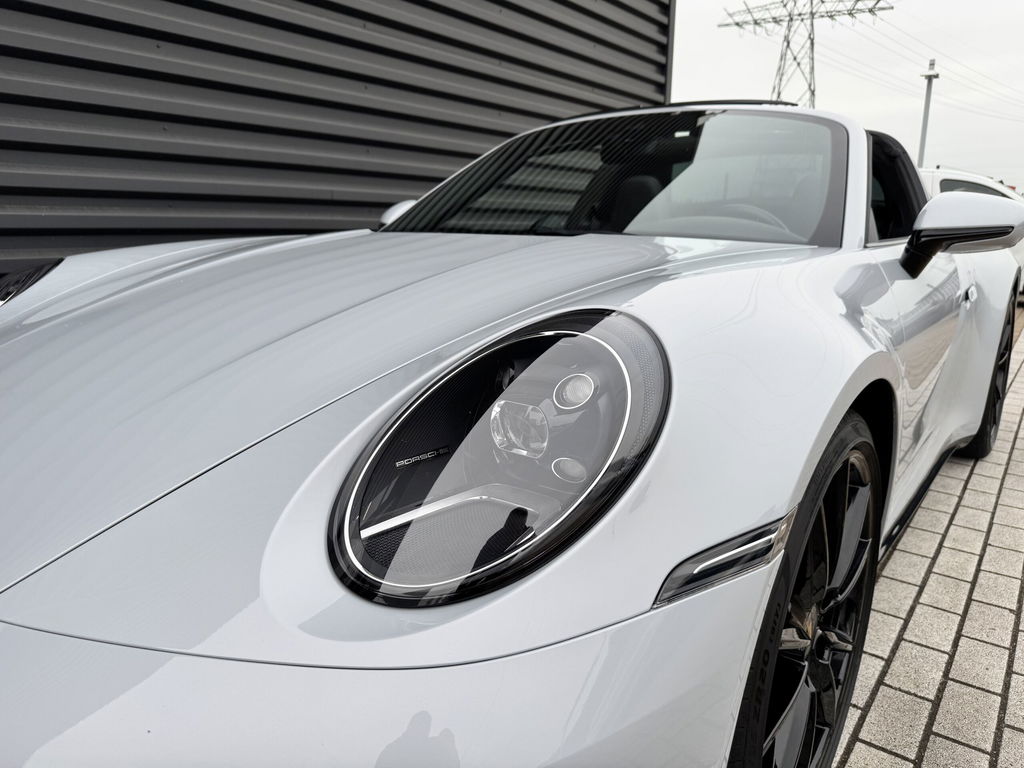 Porsche 992 Targa 4