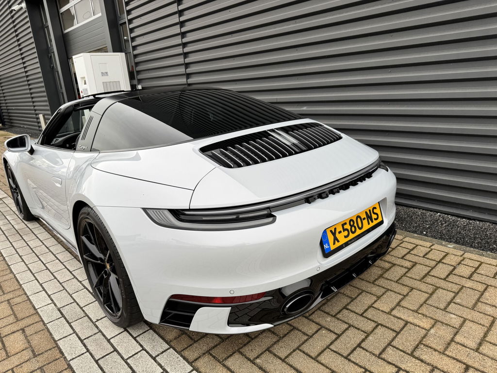 Porsche 992 Targa 4