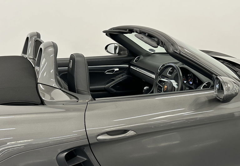 Porsche 718 Boxster