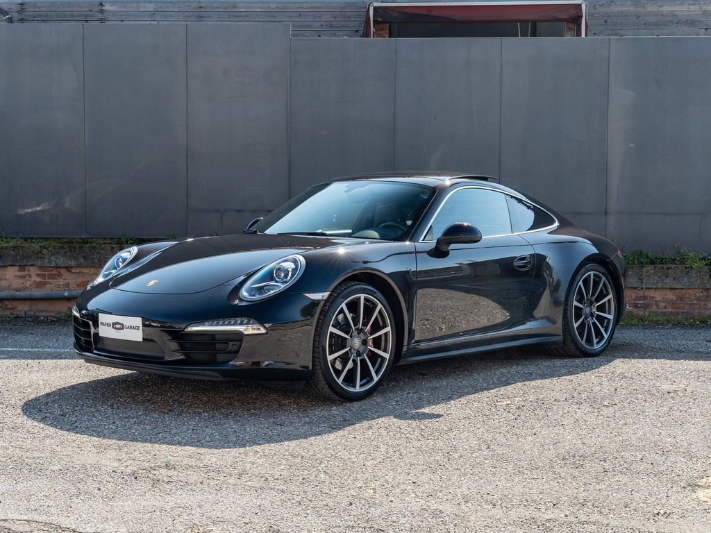 Porsche 991 Carrera 4