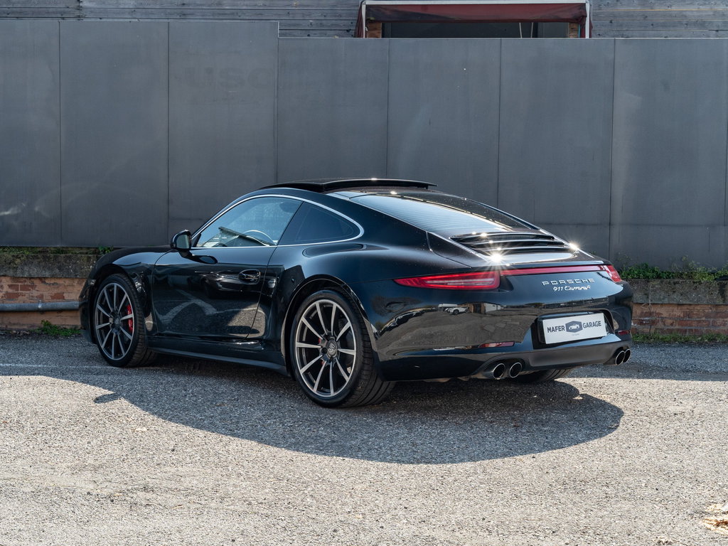Porsche 991 Carrera 4