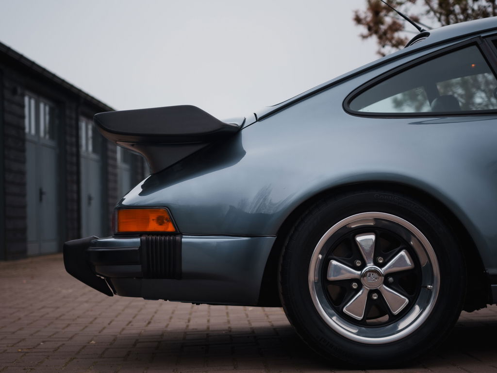 Porsche 911 SC